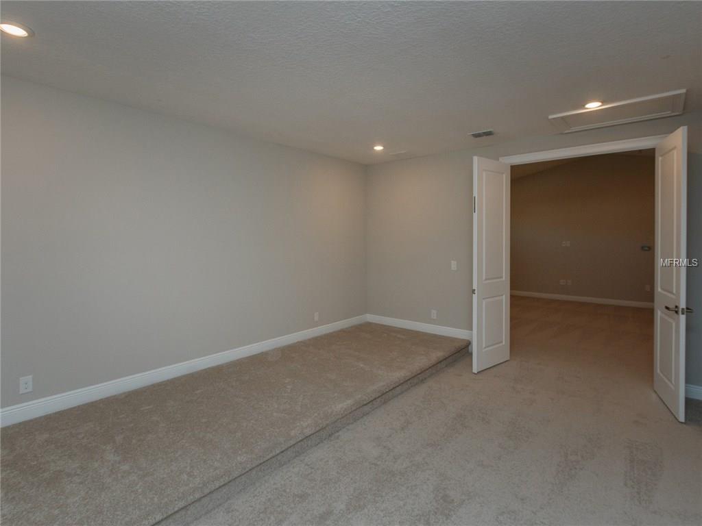 7956 CHILTON DRIVE, ORLANDO, Florida 32836, 6 Bedrooms Bedrooms, 3 Rooms Rooms,4 BathroomsBathrooms,Residential,For sale,CHILTON,O5442242