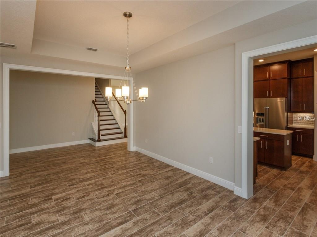 7956 CHILTON DRIVE, ORLANDO, Florida 32836, 6 Bedrooms Bedrooms, 3 Rooms Rooms,4 BathroomsBathrooms,Residential,For sale,CHILTON,O5442242