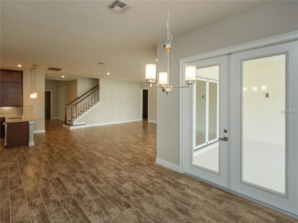 7956 CHILTON DRIVE, ORLANDO, Florida 32836, 6 Bedrooms Bedrooms, 3 Rooms Rooms,4 BathroomsBathrooms,Residential,For sale,CHILTON,O5442242