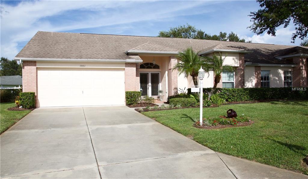 1001 ALMONDWOOD DRIVE, TRINITY, Florida 34655, 2 Bedrooms Bedrooms, 6 Rooms Rooms,2 BathroomsBathrooms,Residential,For sale,ALMONDWOOD,W7633795