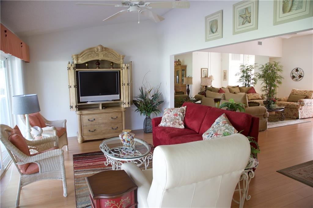 1001 ALMONDWOOD DRIVE, TRINITY, Florida 34655, 2 Bedrooms Bedrooms, 6 Rooms Rooms,2 BathroomsBathrooms,Residential,For sale,ALMONDWOOD,W7633795