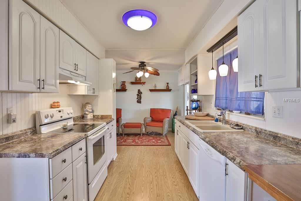 816 FOX HILLS DRIVE, SUN CITY CENTER, Florida 33573, 2 Bedrooms Bedrooms, 4 Rooms Rooms,1 BathroomBathrooms,Residential,For sale,FOX HILLS,T2914722