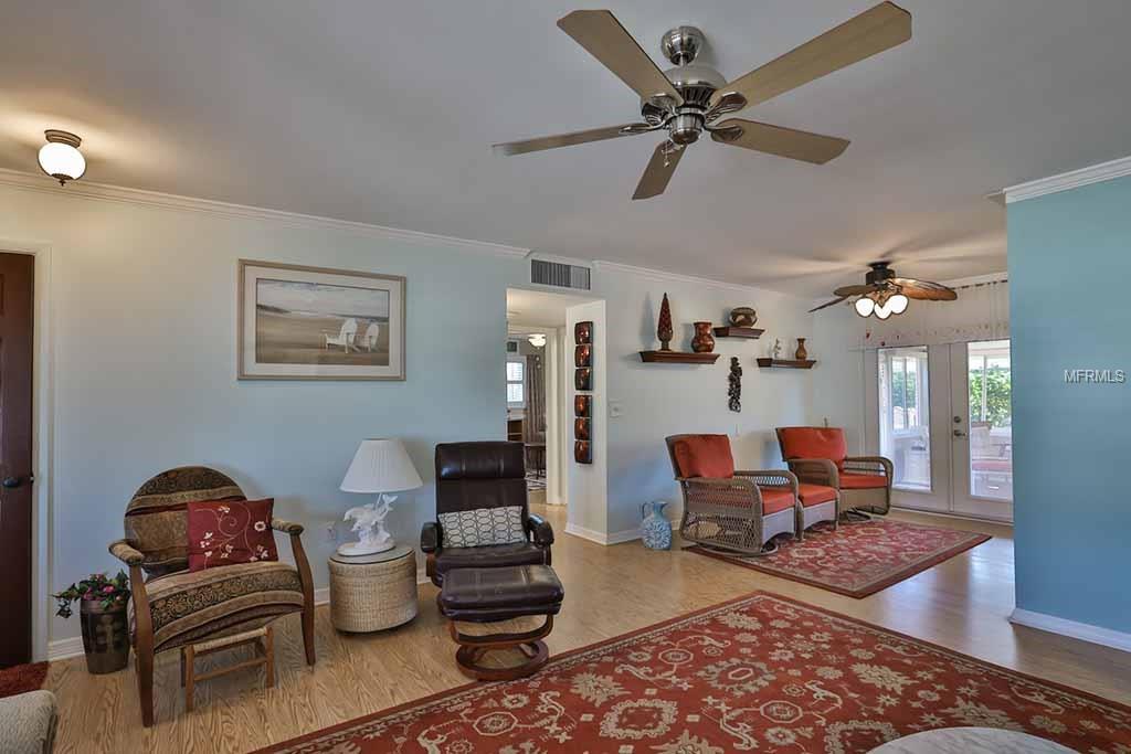816 FOX HILLS DRIVE, SUN CITY CENTER, Florida 33573, 2 Bedrooms Bedrooms, 4 Rooms Rooms,1 BathroomBathrooms,Residential,For sale,FOX HILLS,T2914722