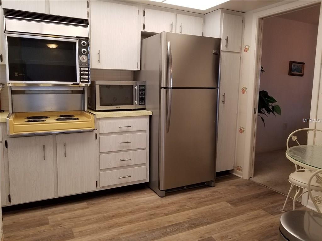 5555 GULF BOULEVARD, ST PETE BEACH, Florida 33706, 2 Bedrooms Bedrooms, 5 Rooms Rooms,2 BathroomsBathrooms,Residential,For sale,GULF,U7840497