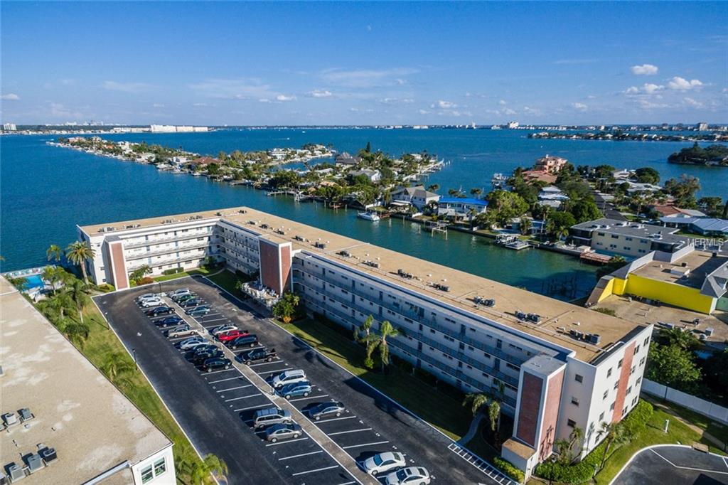 5555 GULF BOULEVARD, ST PETE BEACH, Florida 33706, 2 Bedrooms Bedrooms, 5 Rooms Rooms,2 BathroomsBathrooms,Residential,For sale,GULF,U7840497
