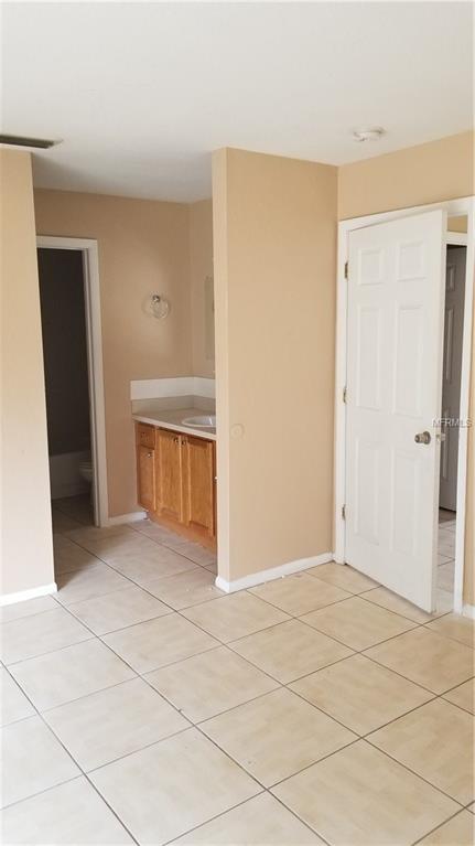 1927 LUDLOW LANE, ORLANDO, Florida 32839, 3 Bedrooms Bedrooms, 3 Rooms Rooms,2 BathroomsBathrooms,Residential,For sale,LUDLOW,O5552003