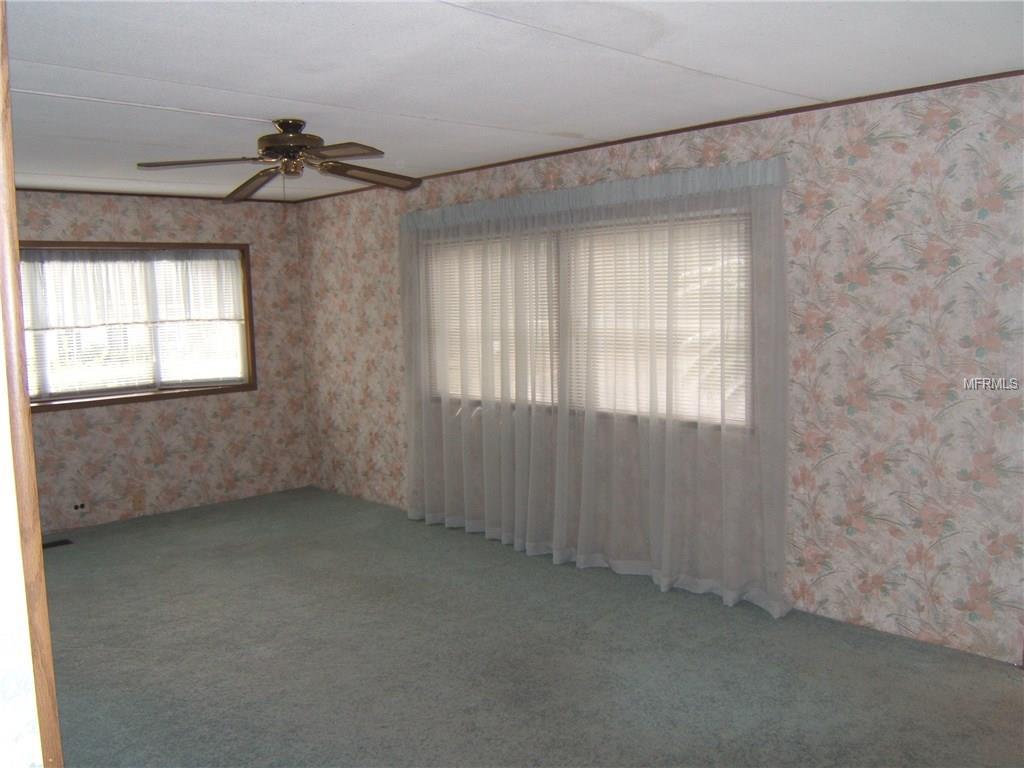 12425 ELOIAN DRIVE, THONOTOSASSA, Florida 33592, 3 Bedrooms Bedrooms, 9 Rooms Rooms,2 BathroomsBathrooms,Residential,For sale,ELOIAN,T2920638