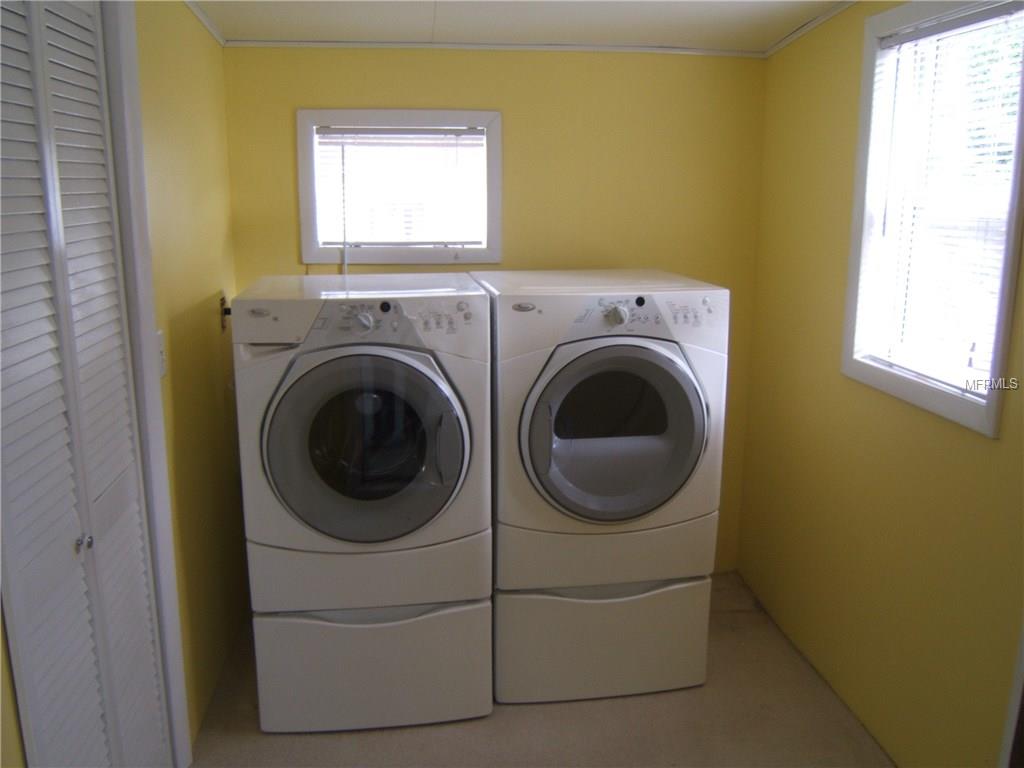 12425 ELOIAN DRIVE, THONOTOSASSA, Florida 33592, 3 Bedrooms Bedrooms, 9 Rooms Rooms,2 BathroomsBathrooms,Residential,For sale,ELOIAN,T2920638