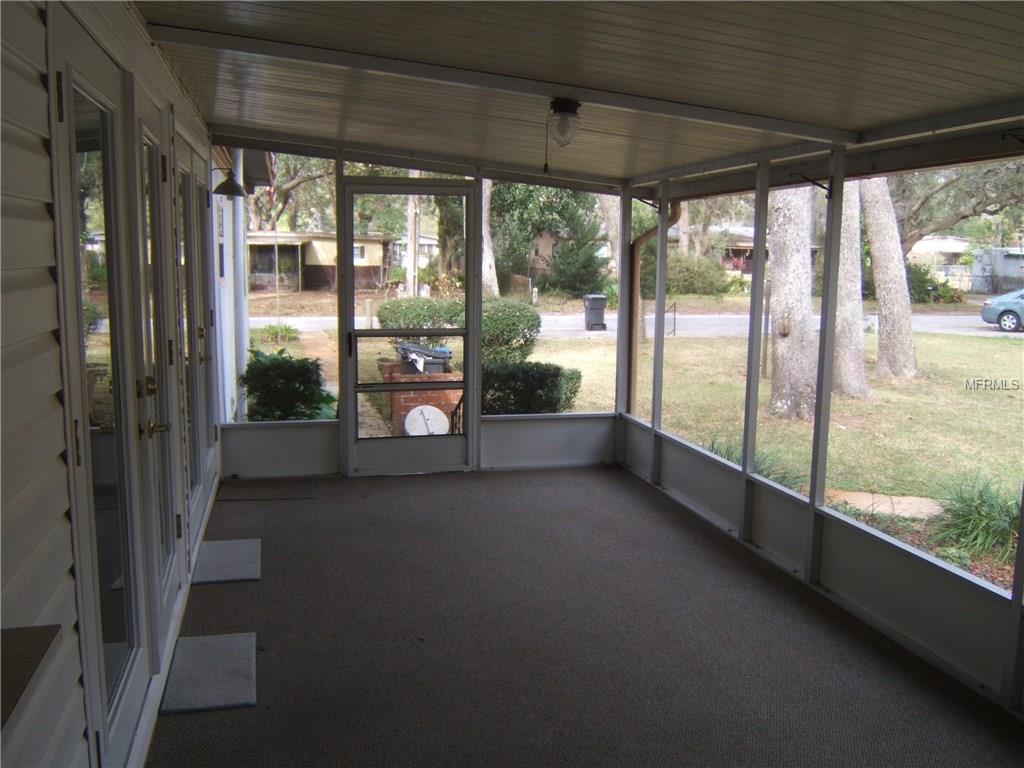 12425 ELOIAN DRIVE, THONOTOSASSA, Florida 33592, 3 Bedrooms Bedrooms, 9 Rooms Rooms,2 BathroomsBathrooms,Residential,For sale,ELOIAN,T2920638