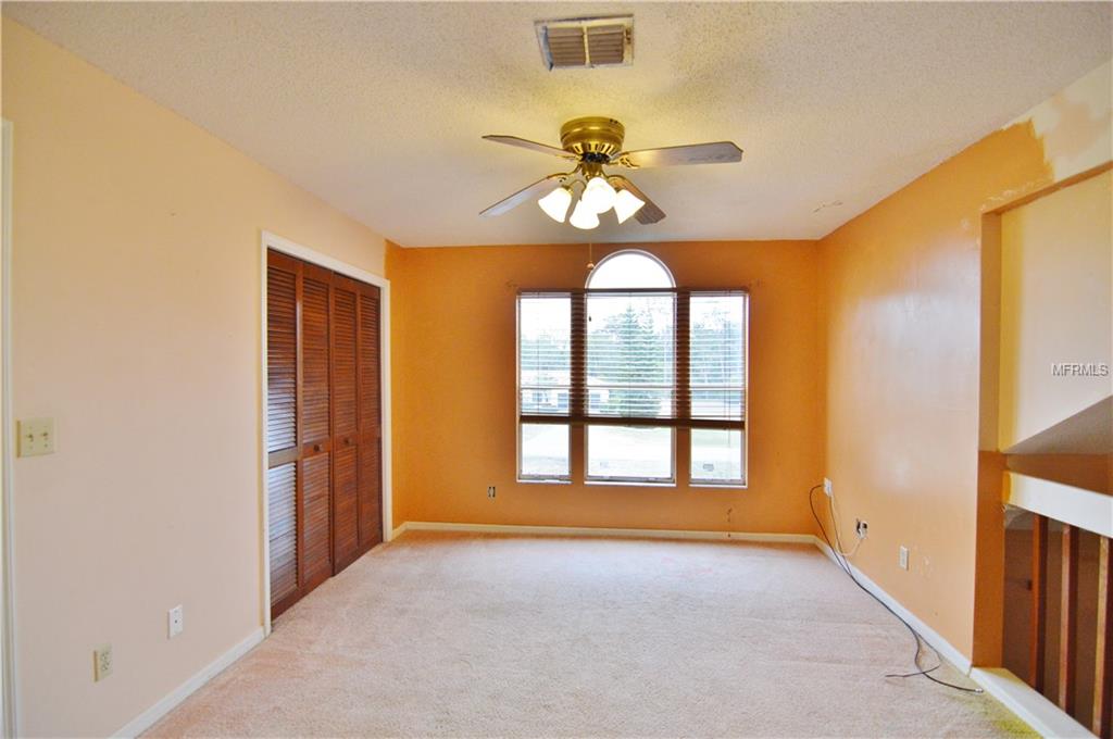 2750 SHORTLEAF COURT, KISSIMMEE, Florida 34746, 3 Bedrooms Bedrooms, 8 Rooms Rooms,2 BathroomsBathrooms,Residential,For sale,SHORTLEAF,O5556064