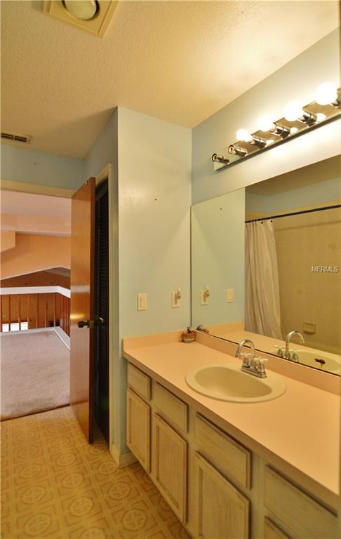 2750 SHORTLEAF COURT, KISSIMMEE, Florida 34746, 3 Bedrooms Bedrooms, 8 Rooms Rooms,2 BathroomsBathrooms,Residential,For sale,SHORTLEAF,O5556064