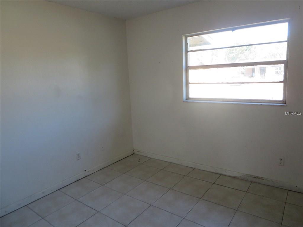 513 PEACH TREE LANE, ALTAMONTE SPRINGS, Florida 32701, 3 Bedrooms Bedrooms, 5 Rooms Rooms,1 BathroomBathrooms,Residential,For sale,PEACH TREE,O5558877