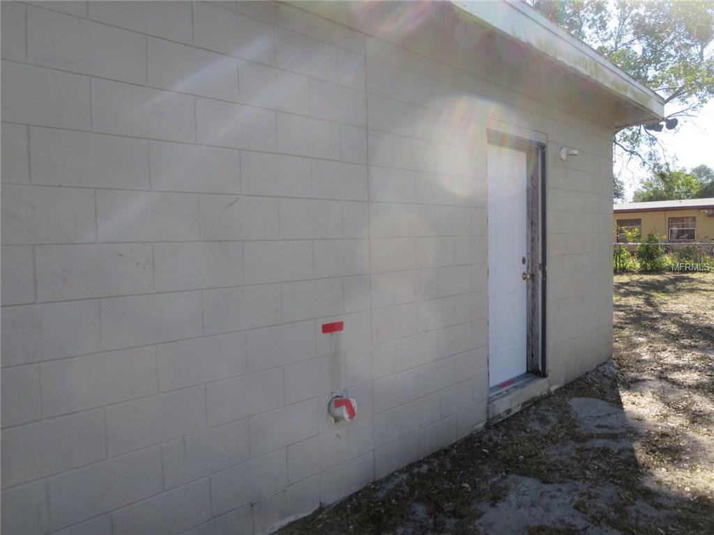 513 PEACH TREE LANE, ALTAMONTE SPRINGS, Florida 32701, 3 Bedrooms Bedrooms, 5 Rooms Rooms,1 BathroomBathrooms,Residential,For sale,PEACH TREE,O5558877