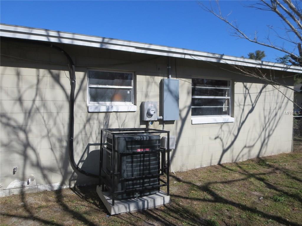 513 PEACH TREE LANE, ALTAMONTE SPRINGS, Florida 32701, 3 Bedrooms Bedrooms, 5 Rooms Rooms,1 BathroomBathrooms,Residential,For sale,PEACH TREE,O5558877