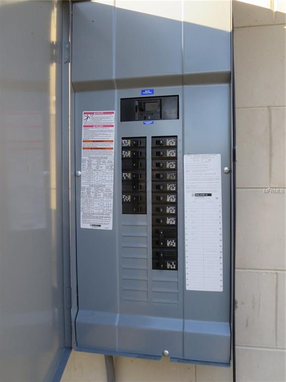 513 PEACH TREE LANE, ALTAMONTE SPRINGS, Florida 32701, 3 Bedrooms Bedrooms, 5 Rooms Rooms,1 BathroomBathrooms,Residential,For sale,PEACH TREE,O5558877