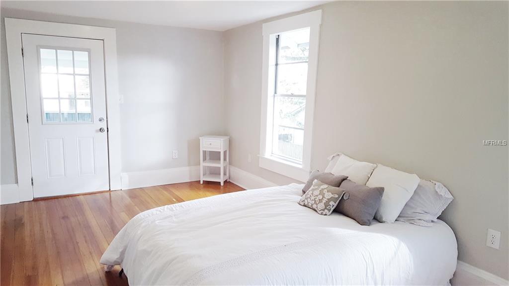 202 W SOUTH AVENUE, TAMPA, Florida 33603, 3 Bedrooms Bedrooms, 3 Rooms Rooms,2 BathroomsBathrooms,Residential,For sale,SOUTH,T2926137