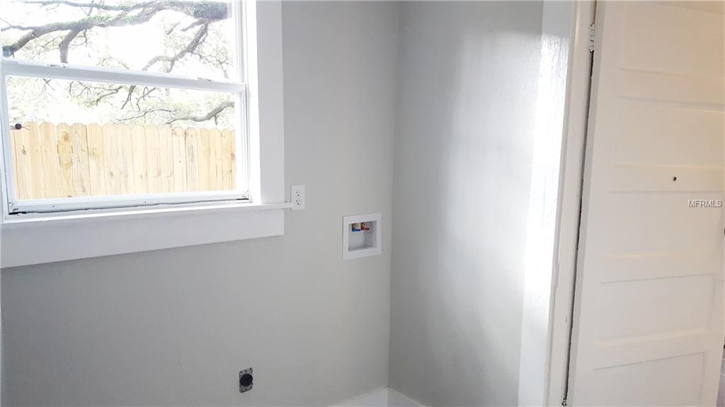 202 W SOUTH AVENUE, TAMPA, Florida 33603, 3 Bedrooms Bedrooms, 3 Rooms Rooms,2 BathroomsBathrooms,Residential,For sale,SOUTH,T2926137