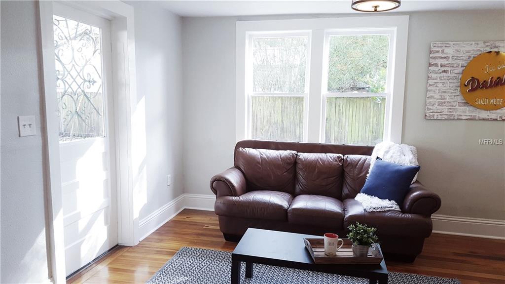 202 W SOUTH AVENUE, TAMPA, Florida 33603, 3 Bedrooms Bedrooms, 3 Rooms Rooms,2 BathroomsBathrooms,Residential,For sale,SOUTH,T2926137