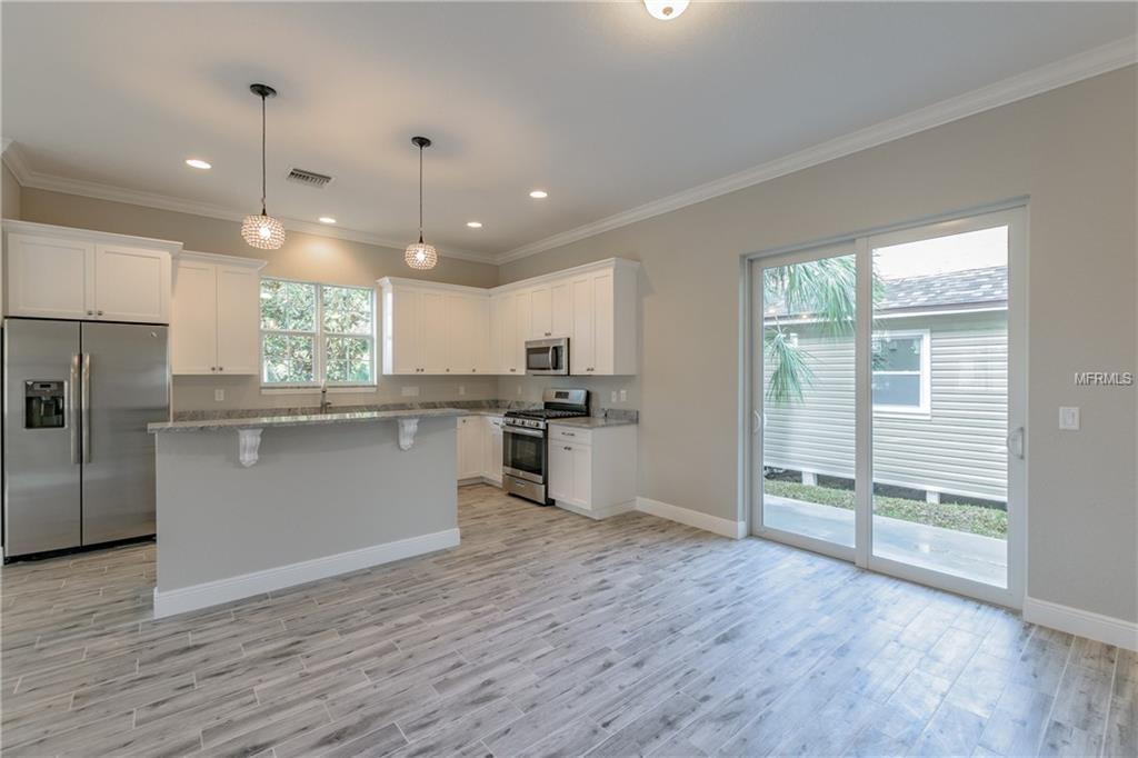 590 RIVERCREST LANE, TARPON SPRINGS, Florida 34689, 3 Bedrooms Bedrooms, 5 Rooms Rooms,2 BathroomsBathrooms,Residential,For sale,RIVERCREST,W7637672