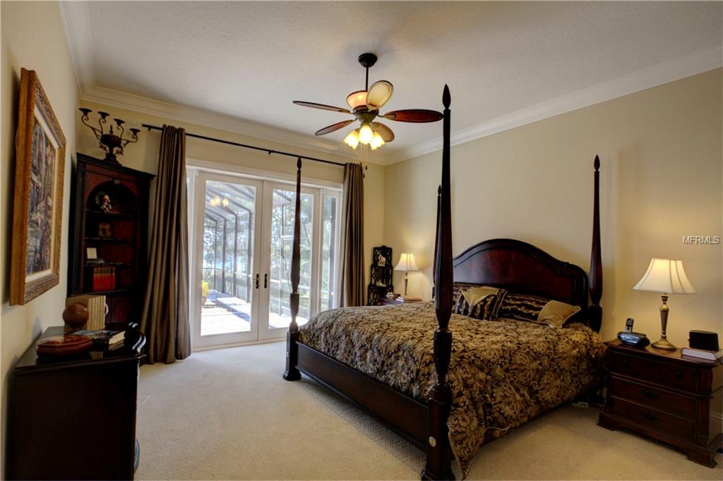 1961 EDGEWATER DRIVE, MOUNT DORA, Florida 32757, 4 Bedrooms Bedrooms, 11 Rooms Rooms,3 BathroomsBathrooms,Residential,For sale,EDGEWATER,G4828399