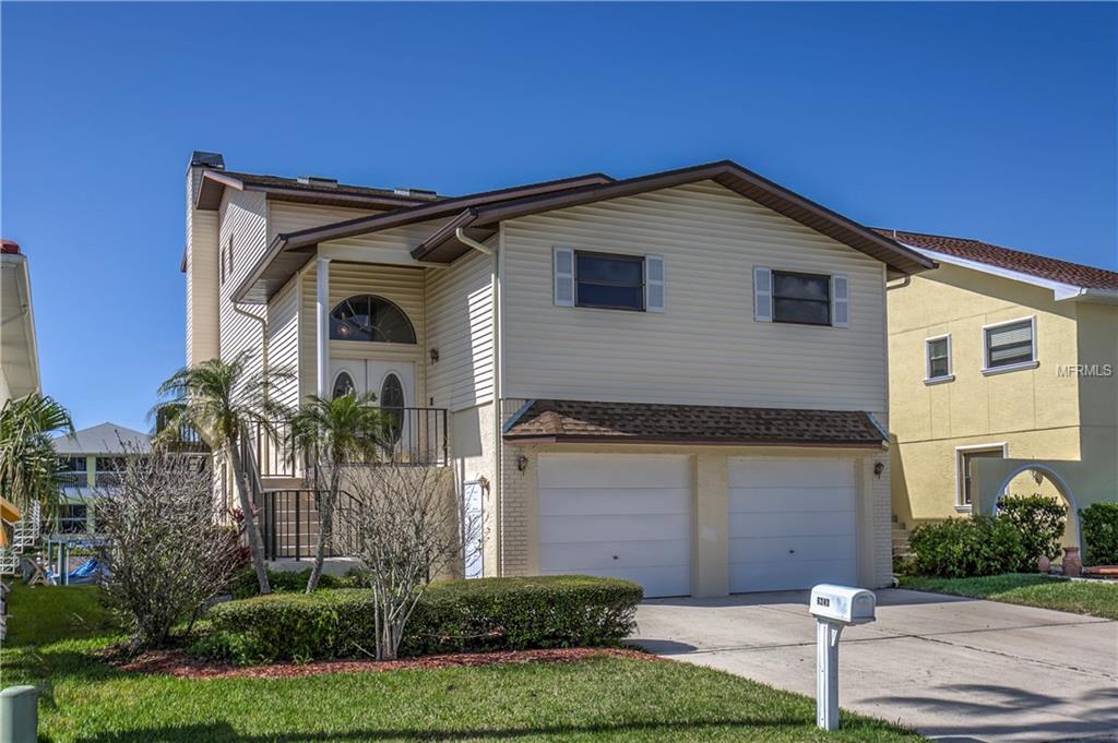 6241 BAYSIDE DRIVE, NEW PORT RICHEY, Florida 34652, 4 Bedrooms Bedrooms, 9 Rooms Rooms,3 BathroomsBathrooms,Residential,For sale,BAYSIDE,W7635028