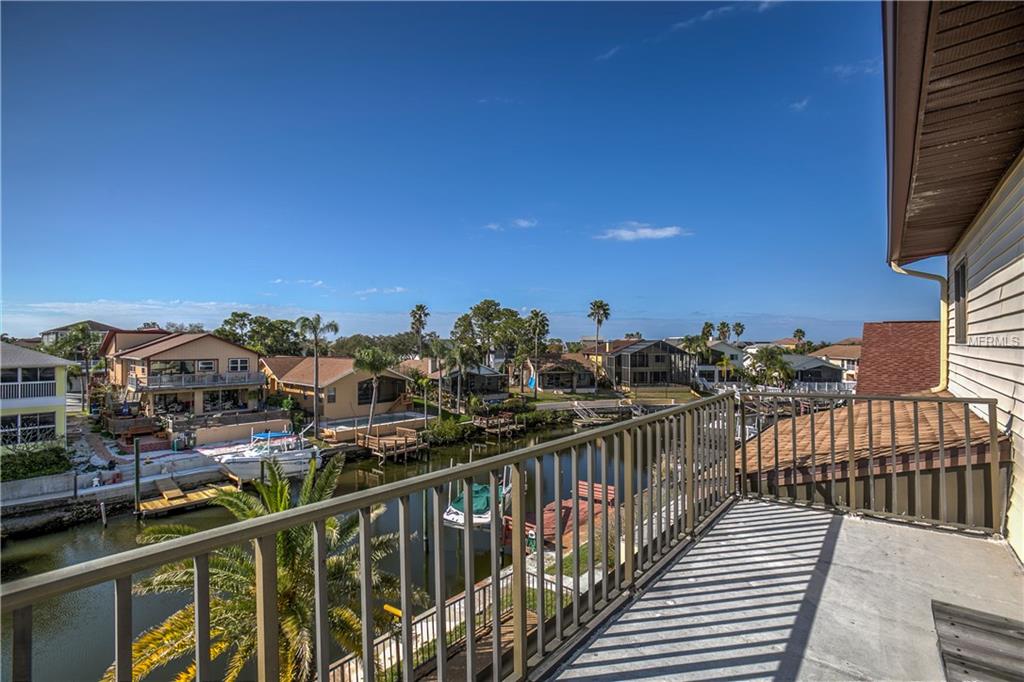 6241 BAYSIDE DRIVE, NEW PORT RICHEY, Florida 34652, 4 Bedrooms Bedrooms, 9 Rooms Rooms,3 BathroomsBathrooms,Residential,For sale,BAYSIDE,W7635028