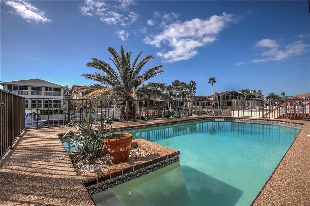 6241 BAYSIDE DRIVE, NEW PORT RICHEY, Florida 34652, 4 Bedrooms Bedrooms, 9 Rooms Rooms,3 BathroomsBathrooms,Residential,For sale,BAYSIDE,W7635028