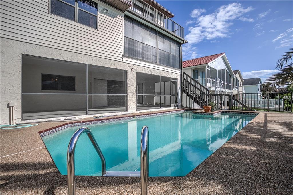 6241 BAYSIDE DRIVE, NEW PORT RICHEY, Florida 34652, 4 Bedrooms Bedrooms, 9 Rooms Rooms,3 BathroomsBathrooms,Residential,For sale,BAYSIDE,W7635028