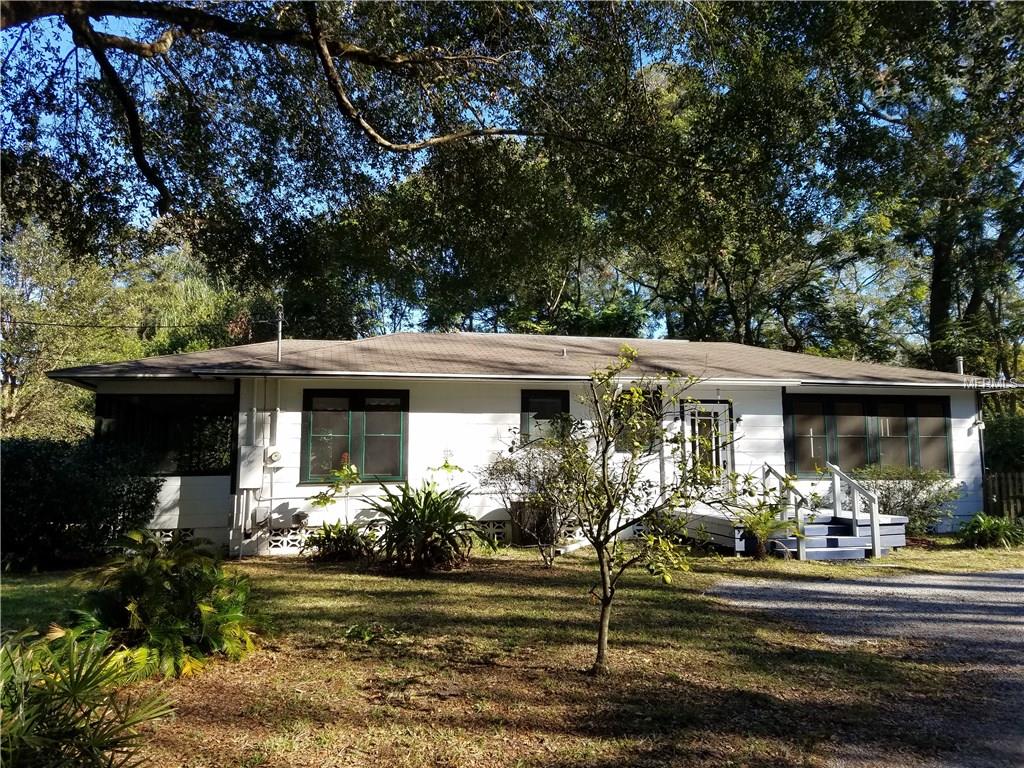 327 W NEW YORK AVENUE, LAKE HELEN, Florida 32744, 3 Bedrooms Bedrooms, 6 Rooms Rooms,2 BathroomsBathrooms,Residential,For sale,NEW YORK,V4722079