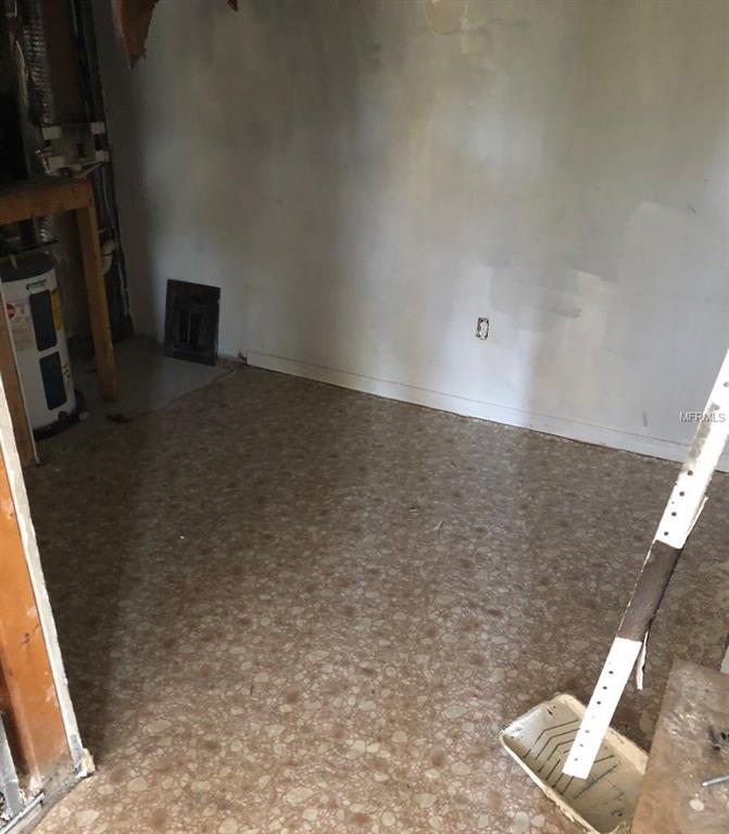 7624 FOREST CITY ROAD, ORLANDO, Florida 32810, 2 Bedrooms Bedrooms, 3 Rooms Rooms,2 BathroomsBathrooms,Residential,For sale,FOREST CITY,O5553833