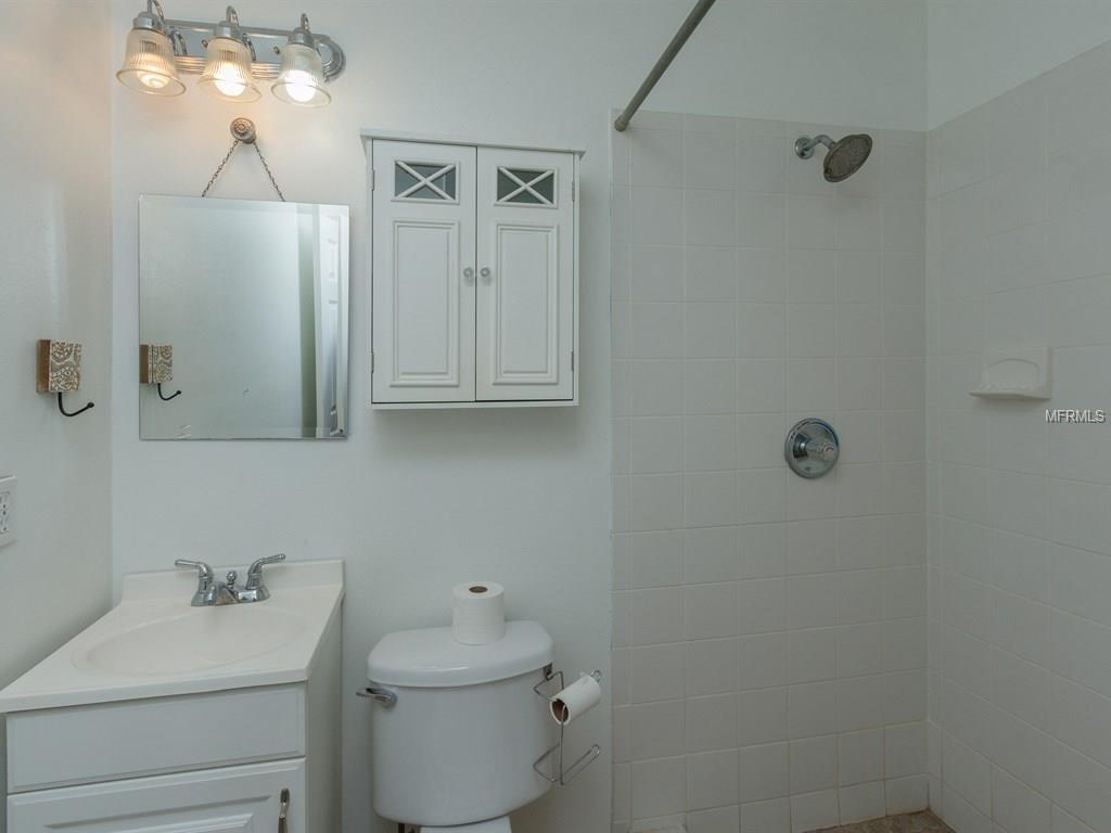 1361 HOBSON STREET, LONGWOOD, Florida 32750, 4 Bedrooms Bedrooms, 8 Rooms Rooms,2 BathroomsBathrooms,Residential,For sale,HOBSON,O5557149