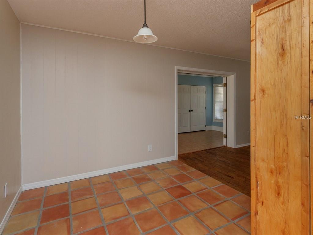 1361 HOBSON STREET, LONGWOOD, Florida 32750, 4 Bedrooms Bedrooms, 8 Rooms Rooms,2 BathroomsBathrooms,Residential,For sale,HOBSON,O5557149