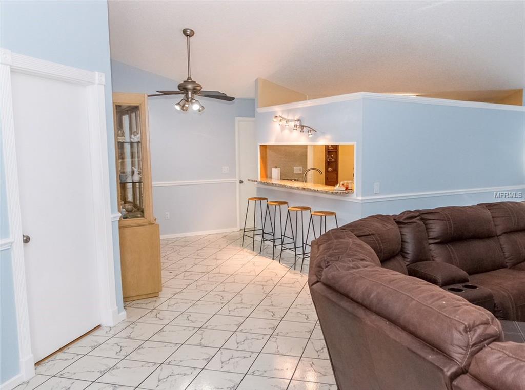 15107 SOUTHFORK DRIVE, TAMPA, Florida 33624, 4 Bedrooms Bedrooms, 7 Rooms Rooms,2 BathroomsBathrooms,Residential,For sale,SOUTHFORK,T2924777