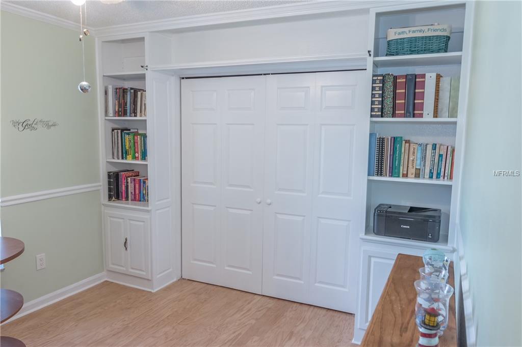 15107 SOUTHFORK DRIVE, TAMPA, Florida 33624, 4 Bedrooms Bedrooms, 7 Rooms Rooms,2 BathroomsBathrooms,Residential,For sale,SOUTHFORK,T2924777