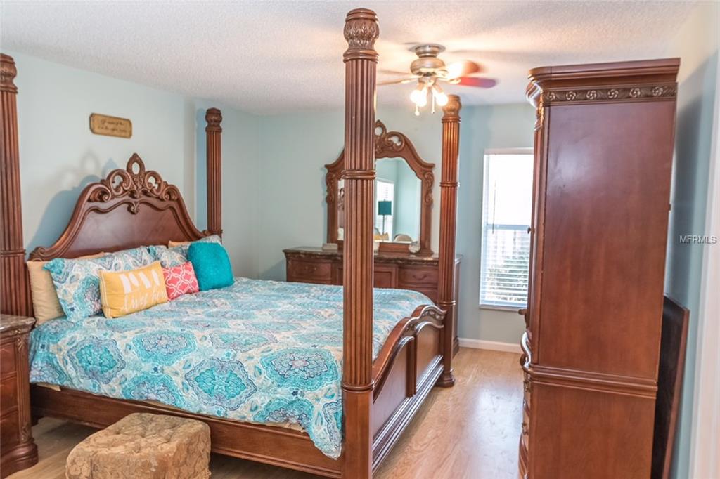 15107 SOUTHFORK DRIVE, TAMPA, Florida 33624, 4 Bedrooms Bedrooms, 7 Rooms Rooms,2 BathroomsBathrooms,Residential,For sale,SOUTHFORK,T2924777