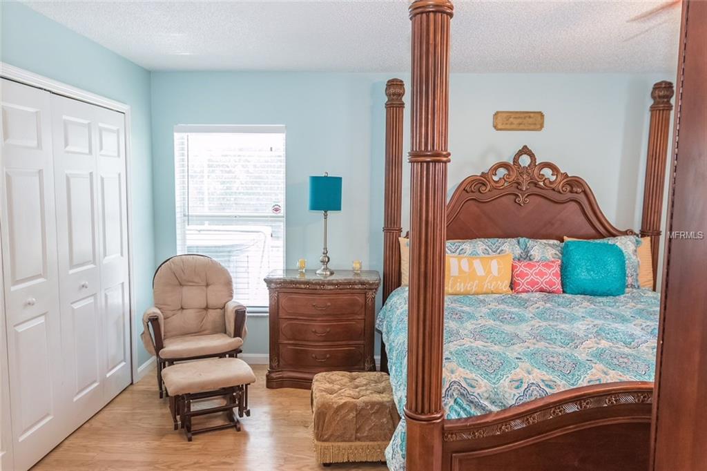 15107 SOUTHFORK DRIVE, TAMPA, Florida 33624, 4 Bedrooms Bedrooms, 7 Rooms Rooms,2 BathroomsBathrooms,Residential,For sale,SOUTHFORK,T2924777