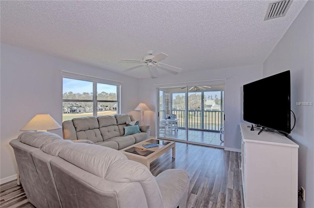 6503 STONE RIVER RD, BRADENTON, Florida 34203, 2 Bedrooms Bedrooms, 4 Rooms Rooms,2 BathroomsBathrooms,Residential,For sale,STONE RIVER RD,A4208236