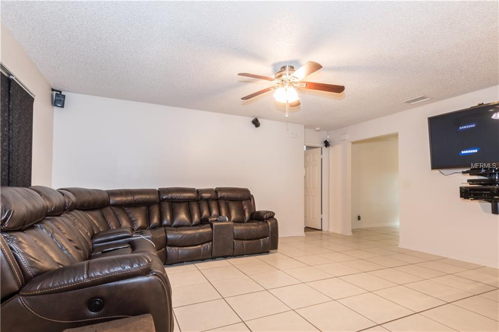9720 CYPRESS SHADOW AVENUE, TAMPA, Florida 33647, 3 Bedrooms Bedrooms, 5 Rooms Rooms,2 BathroomsBathrooms,Residential,For sale,CYPRESS SHADOW,T2927089