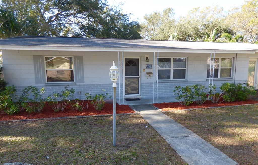 600 CEDARWOOD STREET N, ST PETERSBURG, Florida 33703, 2 Bedrooms Bedrooms, 3 Rooms Rooms,1 BathroomBathrooms,Residential,For sale,CEDARWOOD,U7846978