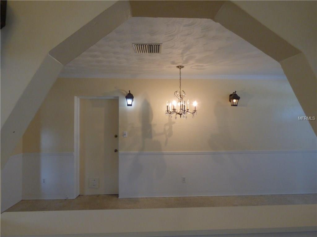 600 CEDARWOOD STREET N, ST PETERSBURG, Florida 33703, 2 Bedrooms Bedrooms, 3 Rooms Rooms,1 BathroomBathrooms,Residential,For sale,CEDARWOOD,U7846978