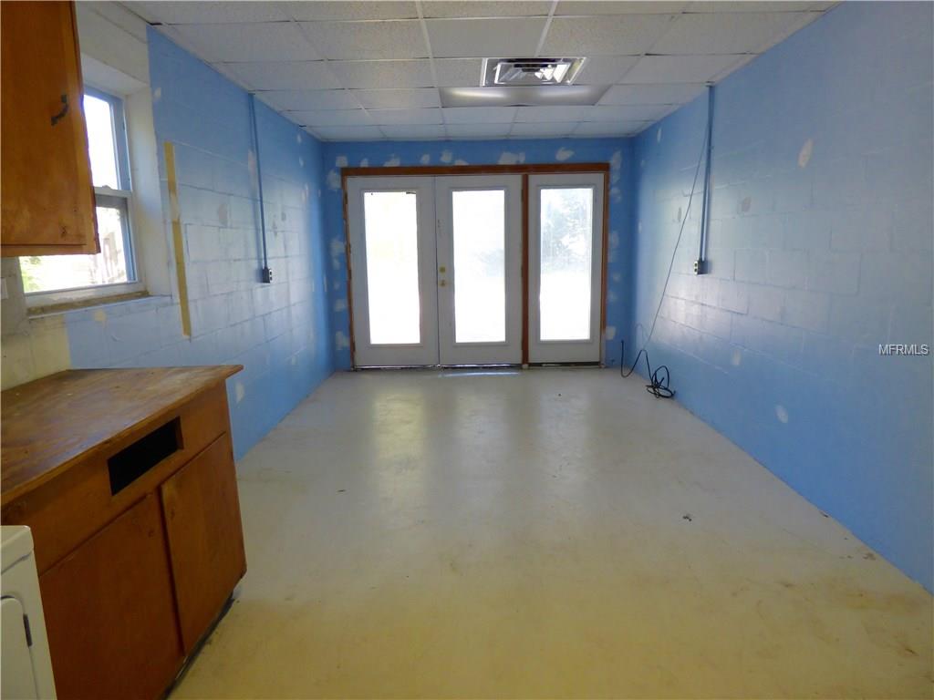 600 CEDARWOOD STREET N, ST PETERSBURG, Florida 33703, 2 Bedrooms Bedrooms, 3 Rooms Rooms,1 BathroomBathrooms,Residential,For sale,CEDARWOOD,U7846978