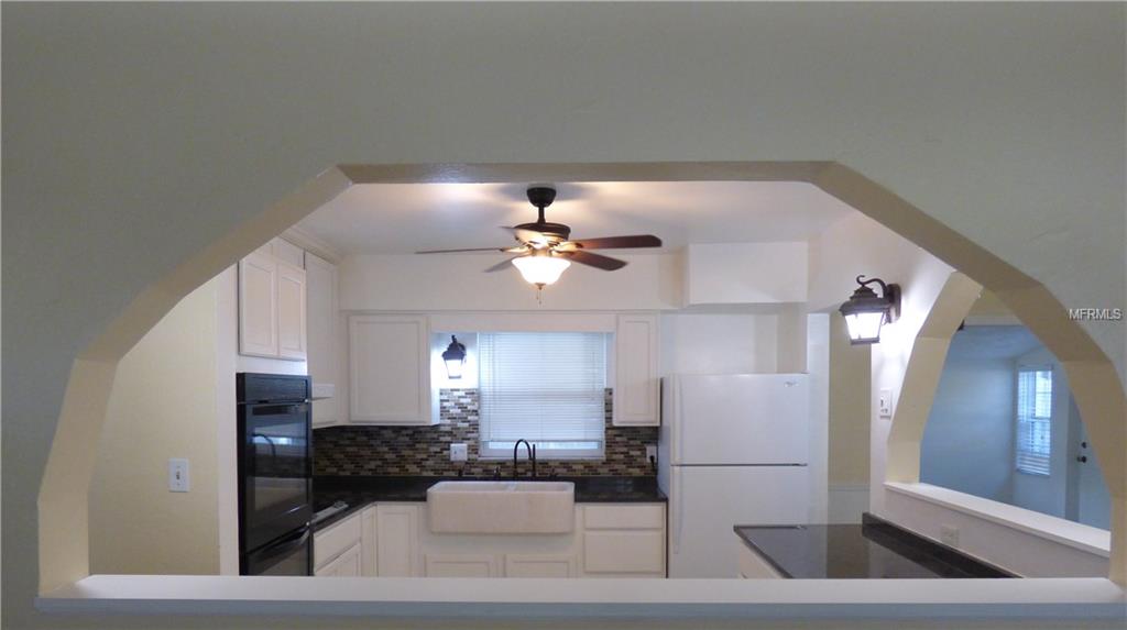 600 CEDARWOOD STREET N, ST PETERSBURG, Florida 33703, 2 Bedrooms Bedrooms, 3 Rooms Rooms,1 BathroomBathrooms,Residential,For sale,CEDARWOOD,U7846978