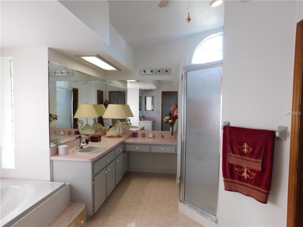 8107 MILLWOOD DRIVE, BAYONET POINT, Florida 34667, 3 Bedrooms Bedrooms, 9 Rooms Rooms,2 BathroomsBathrooms,Residential,For sale,MILLWOOD,H2204608