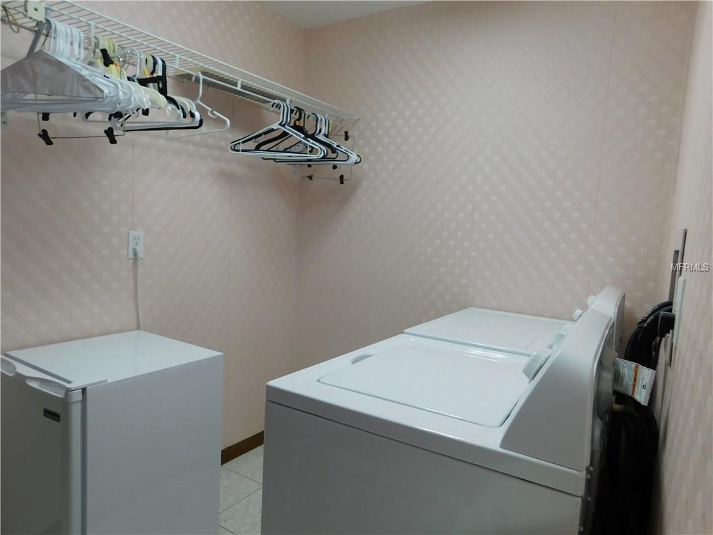 8107 MILLWOOD DRIVE, BAYONET POINT, Florida 34667, 3 Bedrooms Bedrooms, 9 Rooms Rooms,2 BathroomsBathrooms,Residential,For sale,MILLWOOD,H2204608