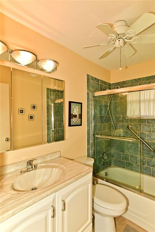 201 BEDFORD TRAIL, SUN CITY CENTER, Florida 33573, 2 Bedrooms Bedrooms, 5 Rooms Rooms,2 BathroomsBathrooms,Residential,For sale,BEDFORD,T2928202