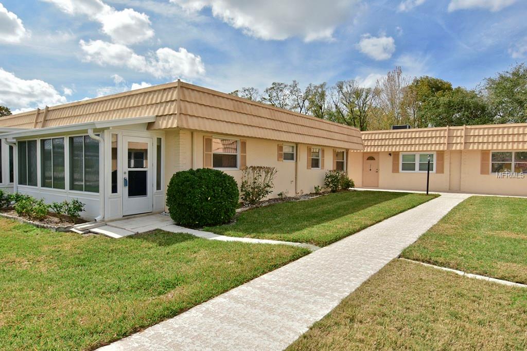 201 BEDFORD TRAIL, SUN CITY CENTER, Florida 33573, 2 Bedrooms Bedrooms, 5 Rooms Rooms,2 BathroomsBathrooms,Residential,For sale,BEDFORD,T2928202