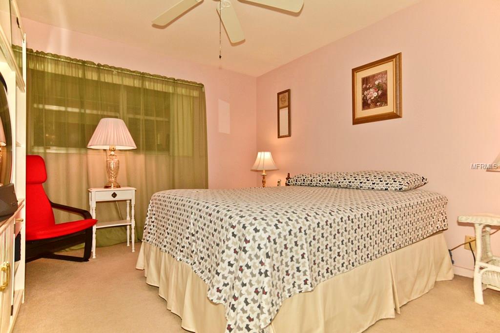 201 BEDFORD TRAIL, SUN CITY CENTER, Florida 33573, 2 Bedrooms Bedrooms, 5 Rooms Rooms,2 BathroomsBathrooms,Residential,For sale,BEDFORD,T2928202