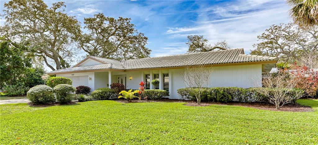 3947 40TH STREET S, ST PETERSBURG, Florida 33711, 3 Bedrooms Bedrooms, 8 Rooms Rooms,2 BathroomsBathrooms,Residential,For sale,40TH,U7847464