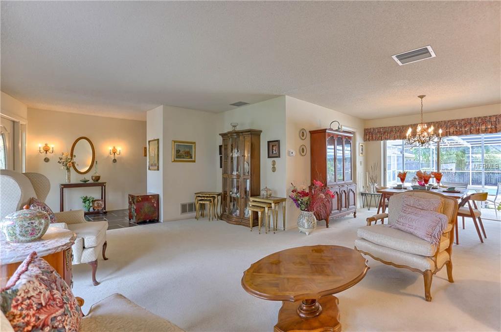 3947 40TH STREET S, ST PETERSBURG, Florida 33711, 3 Bedrooms Bedrooms, 8 Rooms Rooms,2 BathroomsBathrooms,Residential,For sale,40TH,U7847464