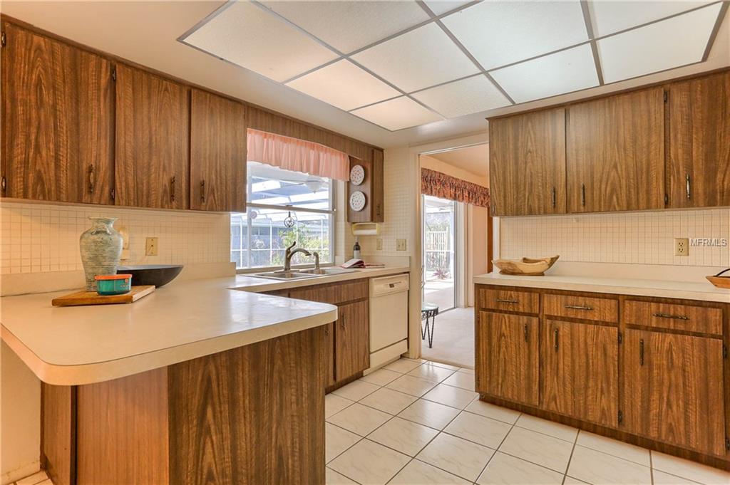 3947 40TH STREET S, ST PETERSBURG, Florida 33711, 3 Bedrooms Bedrooms, 8 Rooms Rooms,2 BathroomsBathrooms,Residential,For sale,40TH,U7847464